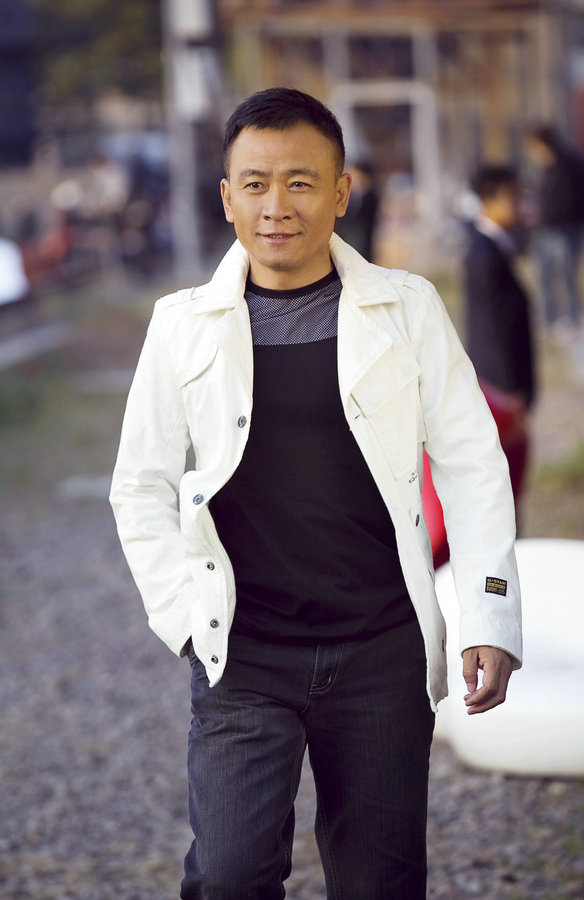 ">吕一丁(曾用名:吕睿喜)1966年1月28日出生于黑龙江,内地实力男演员