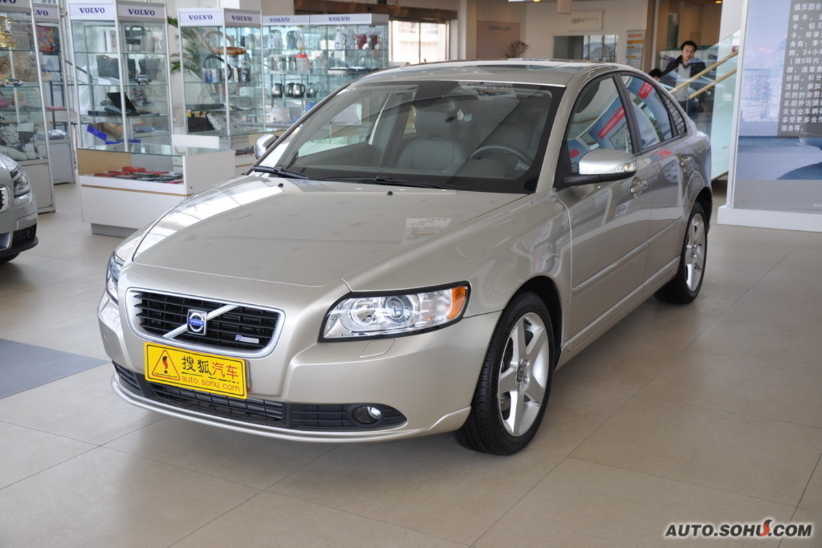 沃尔沃s40