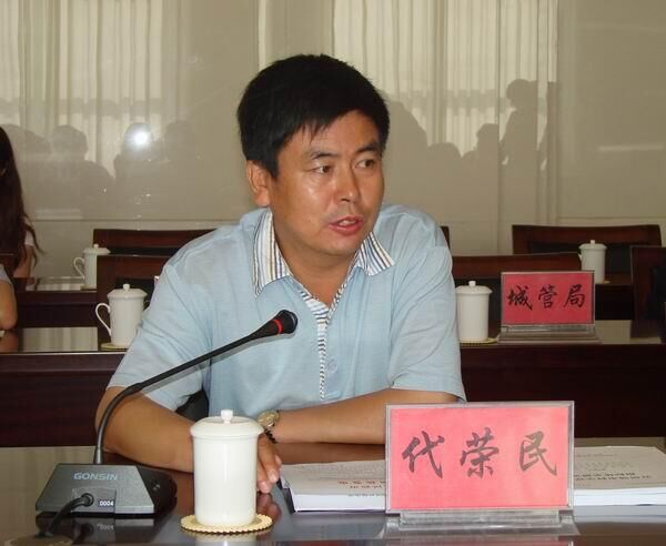 年9月出生,江苏 a target="_blank" href="/item/泰兴">泰兴 /a>人