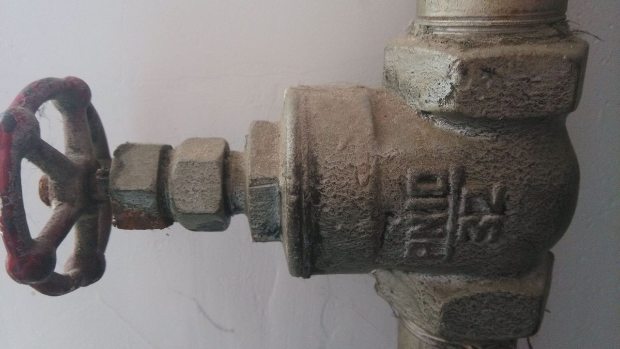 暖气阀门