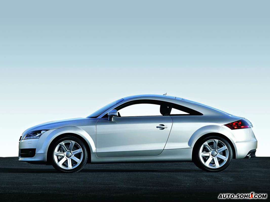 data-lemmaid="8100150">奥迪公司 /a>开发的一款跑车,1998年首次上市