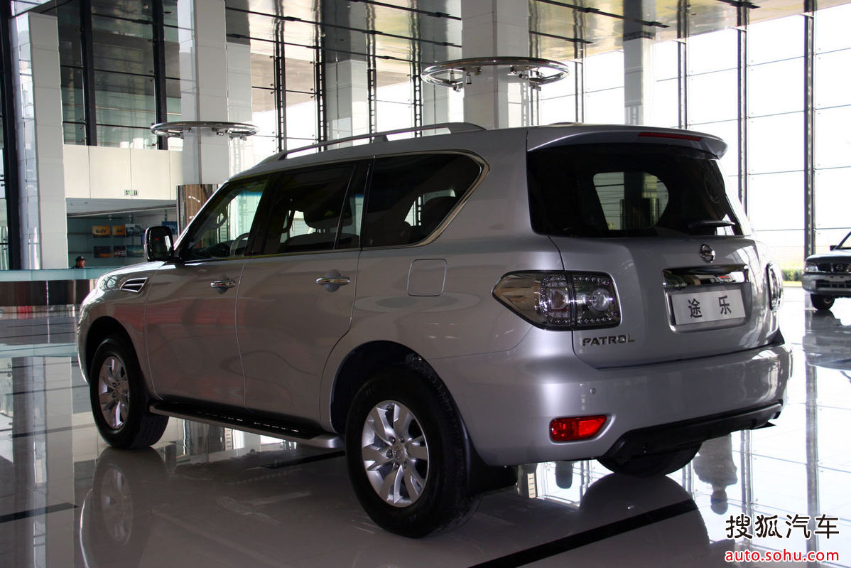  p>途乐(patrol)是日产汽车首款全尺寸suv,第六代在2010年初发布.