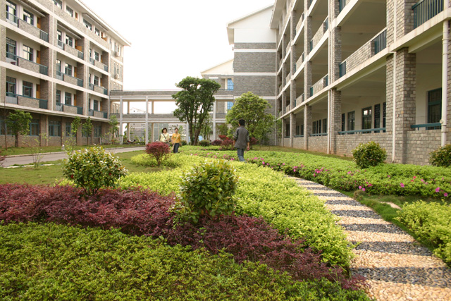  p>衡阳市第一中学位于湖南省 a target="_blank" href="/item/衡阳市