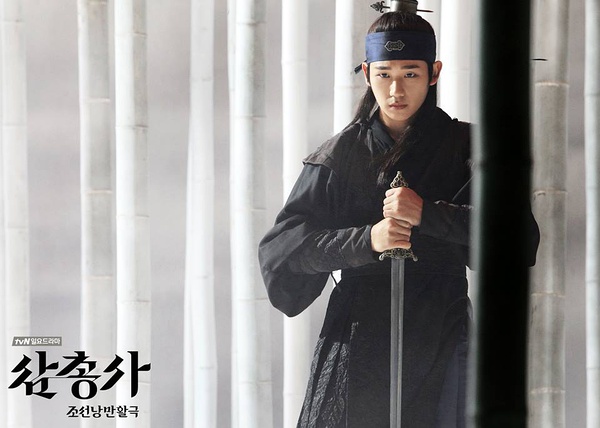 丁海寅 i>(         ,jung hae in) /i>,1988年4月1日出生,韩国男演员