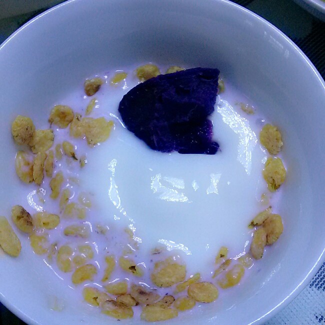 酸奶紫薯玉米片