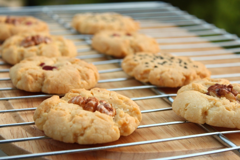  p>花色酥点是江苏地区传统小吃,由 a target="_blank" href="/item