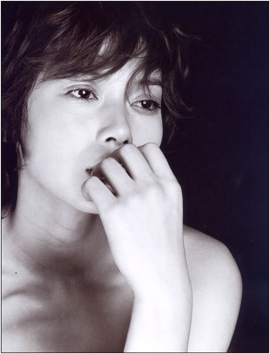  p>中谷美纪( i>miki nakatani /i>),1976年1月12日出生于日本东京都