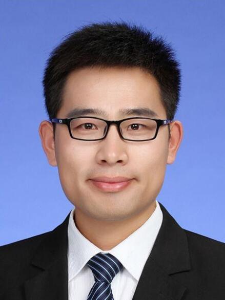  p>冯卓,男,毕业于 a target="_blank" href="/item/天津大学/134155"