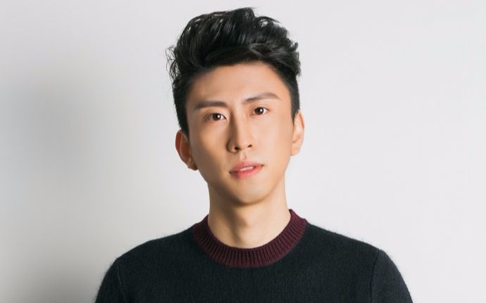 蒋易