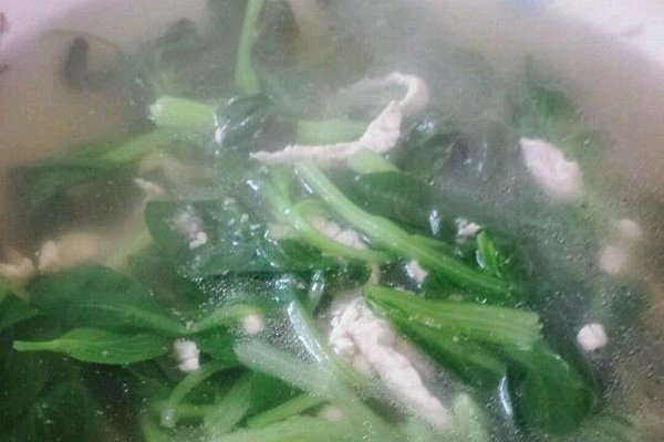 青菜肉丝榨菜汤