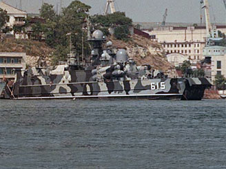  p>暴风级护卫舰(baofengjihuweijian)即前苏联"海狮"级(1239型),北约