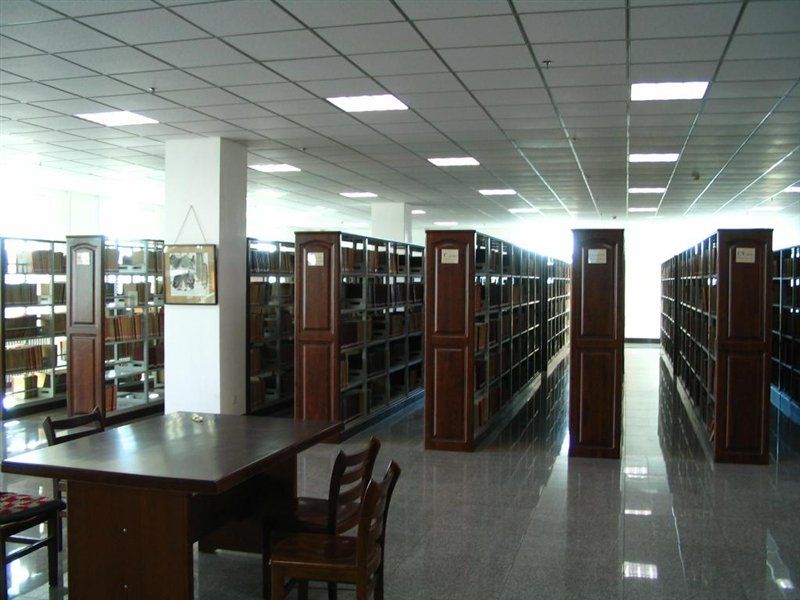 鞍山师范学院