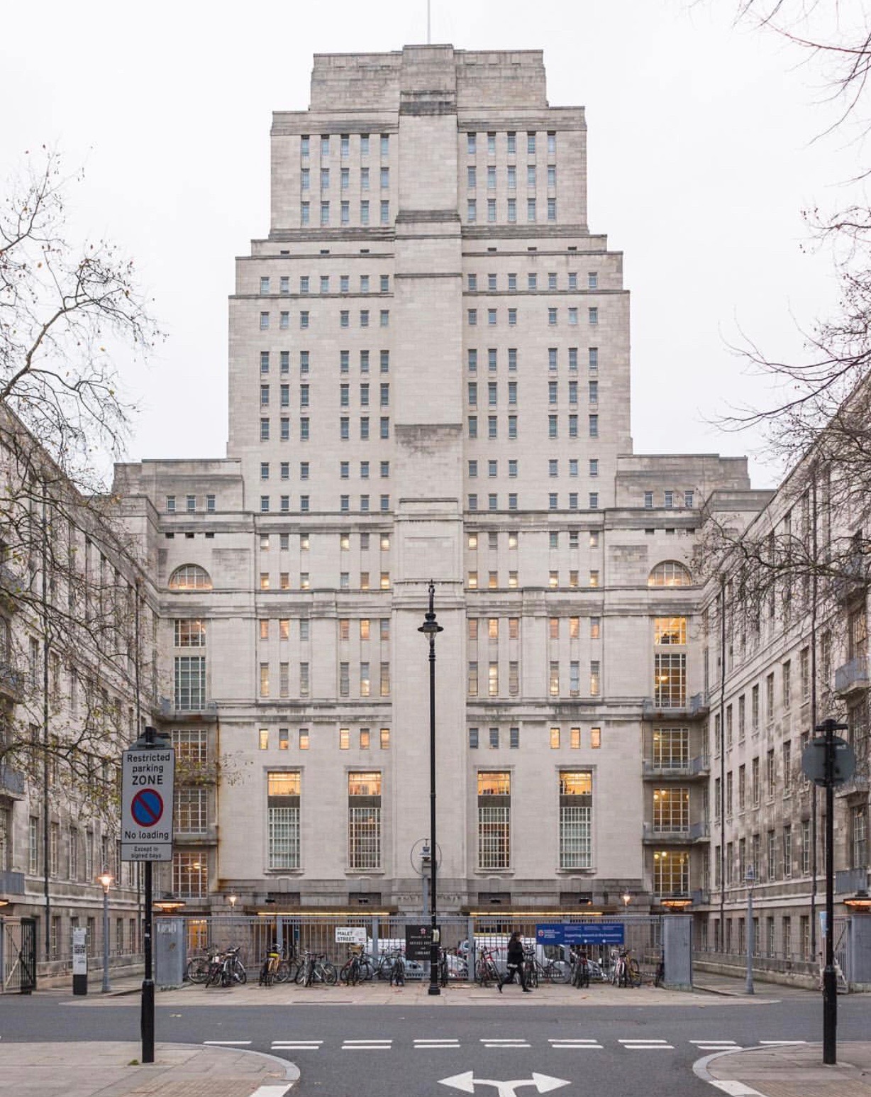  p> b>伦敦大学(university of london) /b>,位于英国首都 a target="