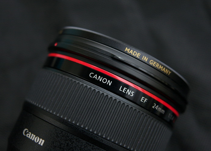  p data-id="gnbrnbcdyf">通常所说的"红圈镜头",特指佳能的"l镜头"