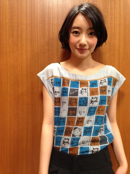  p>南波瑠 i>(haru) /i>,1991年6月17日出生于日本东京都,演员,模特