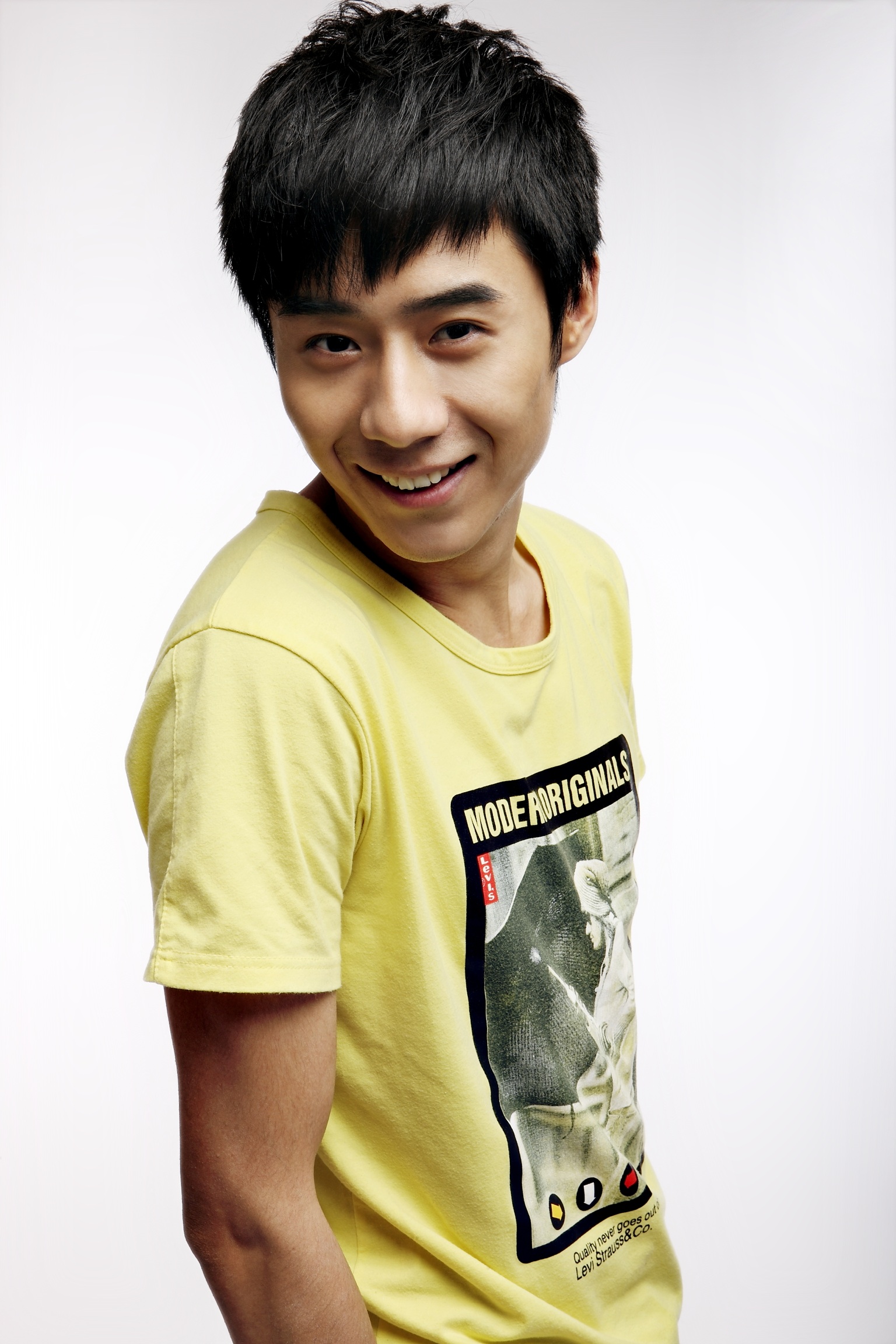  p>魏子杨,1985年11月8日出生于 a target="_blank" href="/item/陕西