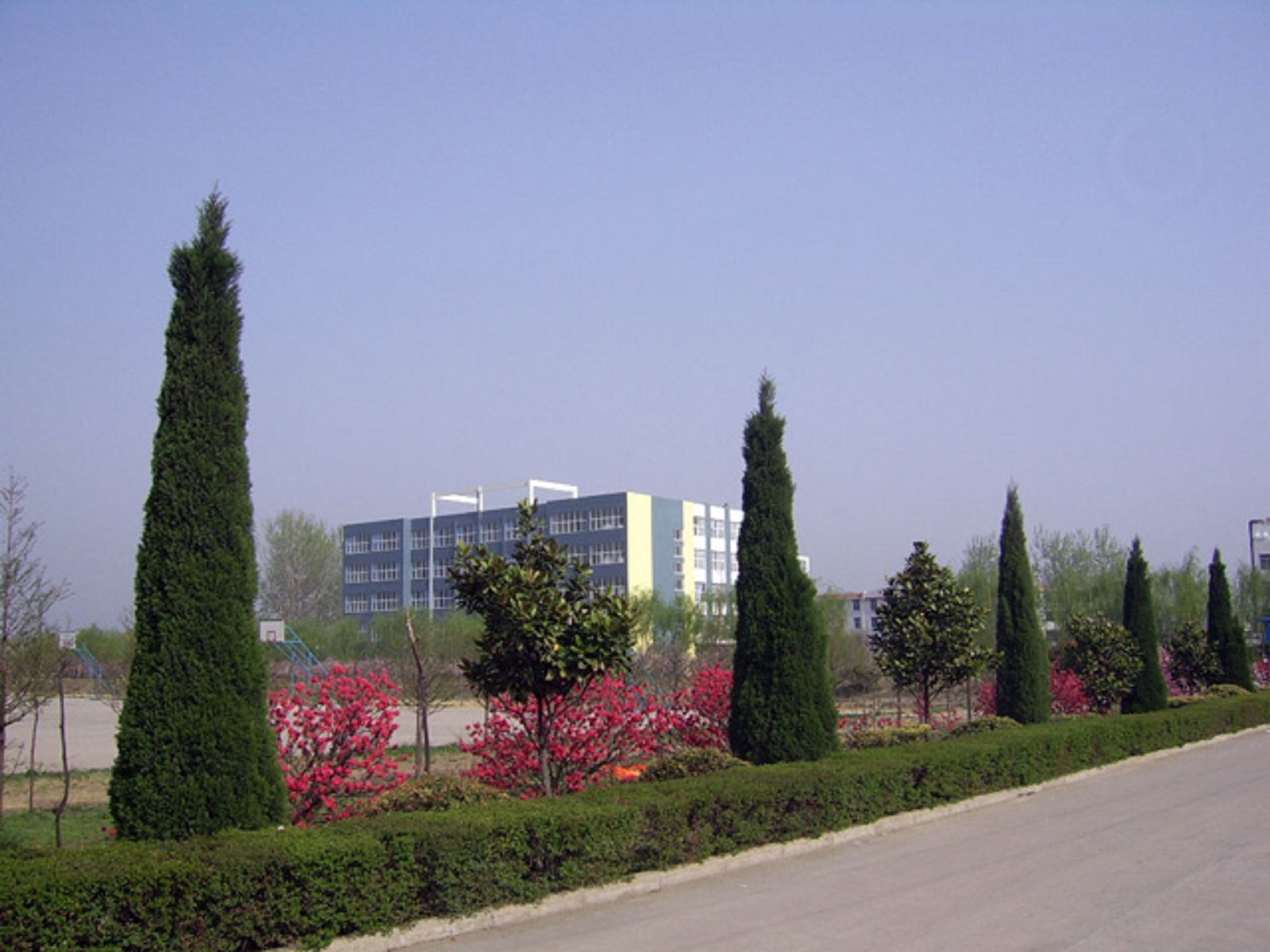  p>蚌埠经济技术职业学院(bengbu institute of business and