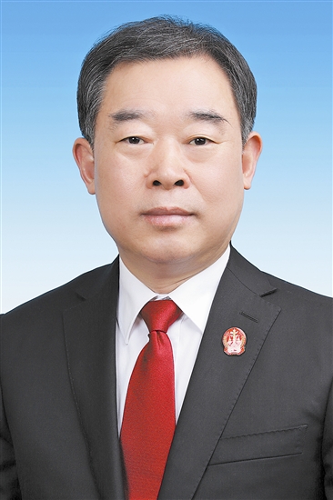 汉族,1969年3月生,河南南阳人,1993年7月参加工作,中共党员,西北政法