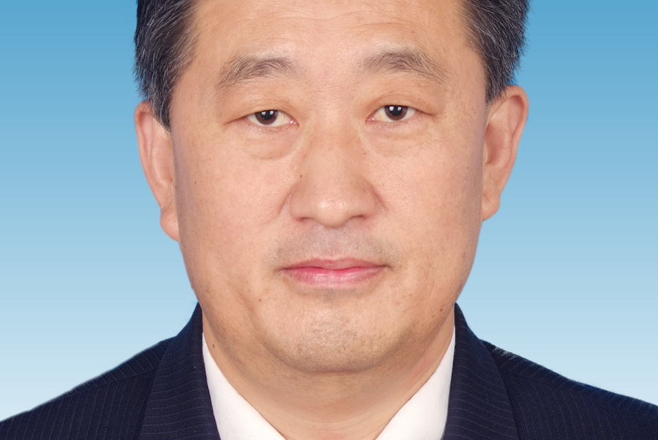  p>李博文,男,汉族,1977年10月出生,中共党员,大学学历,1998年10月