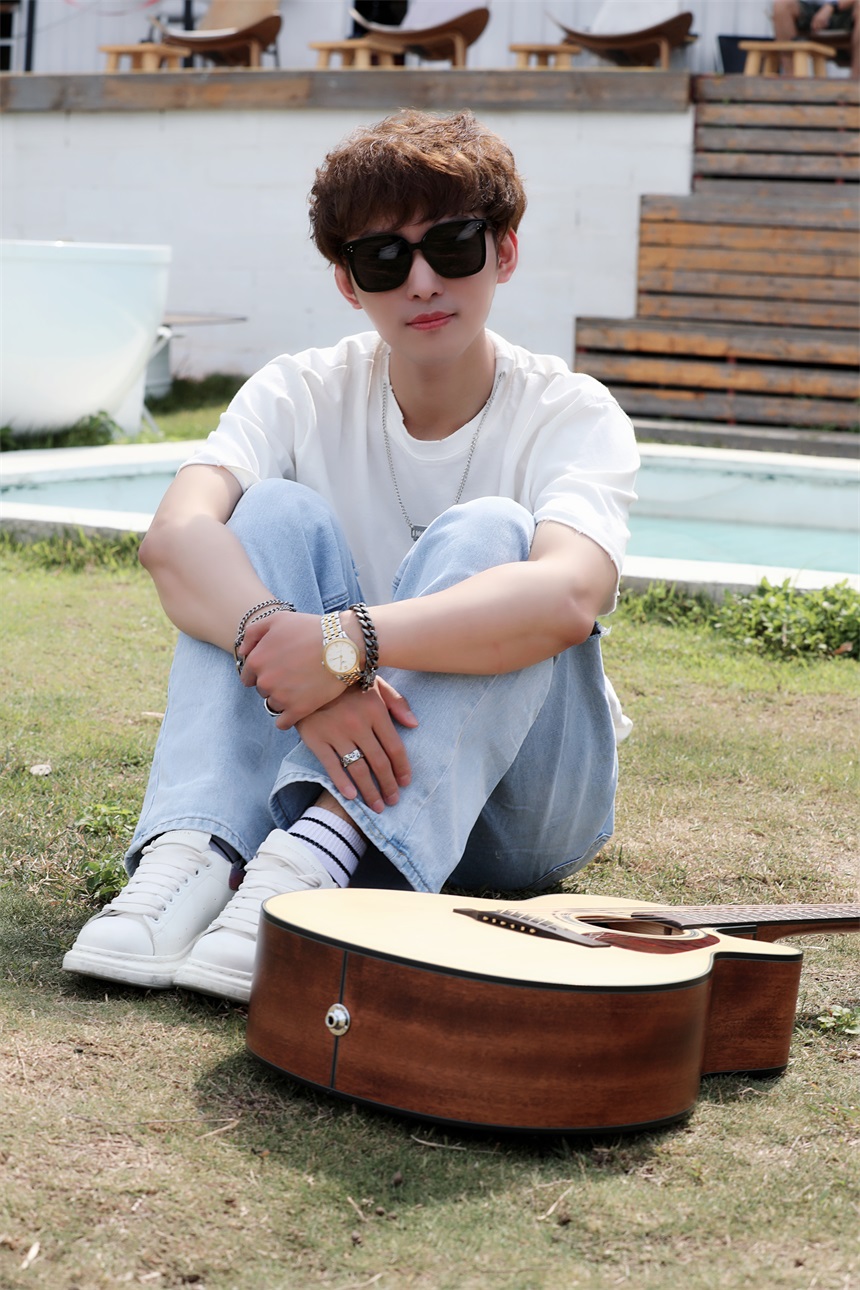  p> span class="ref" data-ctrid="sfmlbjr72qhx">战学文,男,汉族