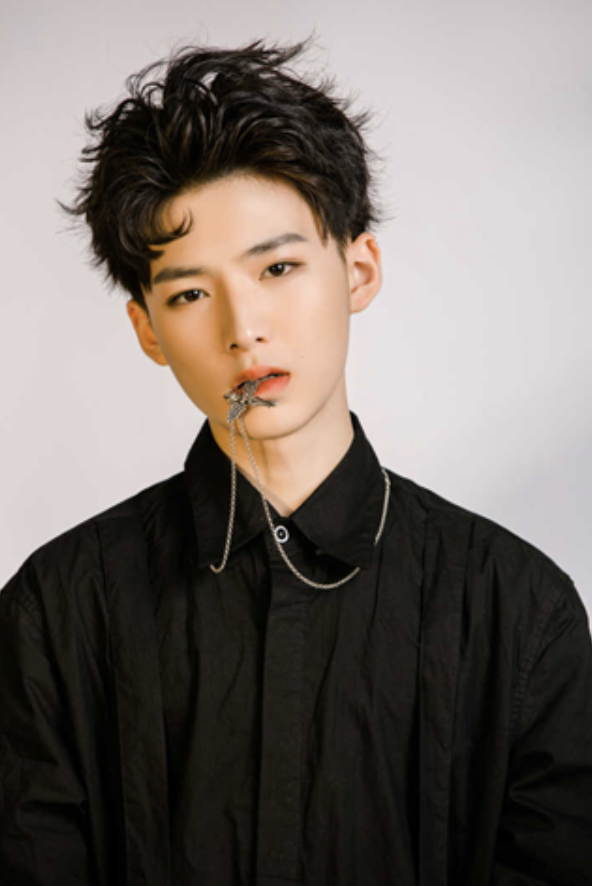  p data-id="gnbrk9jzpb">刘泽宇,中国内地男演员.