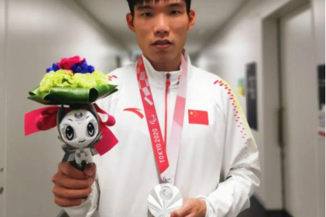 朱德宁,男,福建省永泰县长庆镇中洋村人