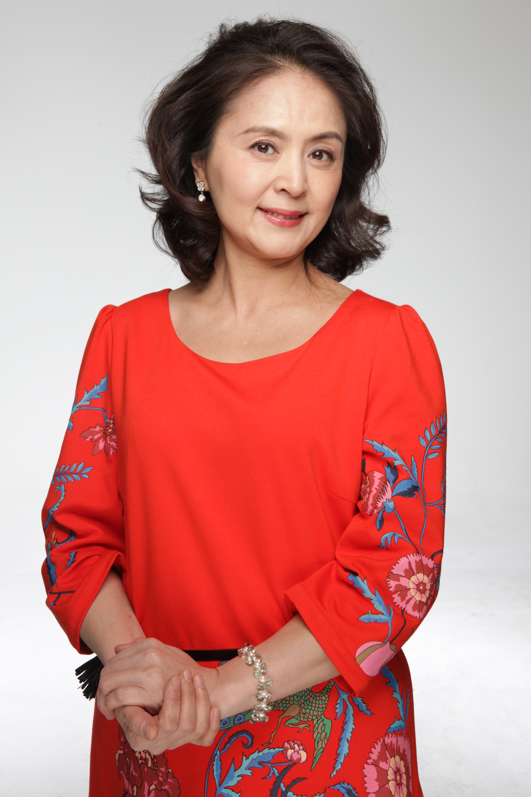 id="gnwqfk74tw">周玲,出生于内蒙古巴盟,中国国家话剧院一级演员 aa