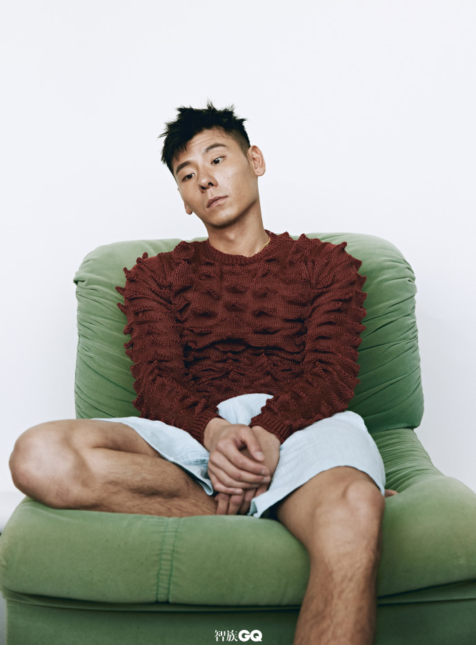 广西壮族自治区南宁市,毕业于中央戏剧学院表演系本科班,中国内地男