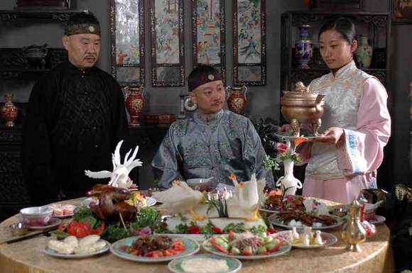  p>《厨王》以长垣厨师牛长远的人生经历为主线,以厨师之乡长垣为主要