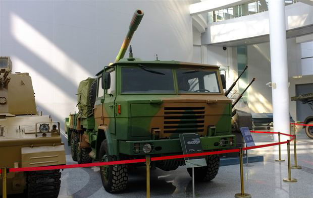 09式122毫米车载榴弹炮