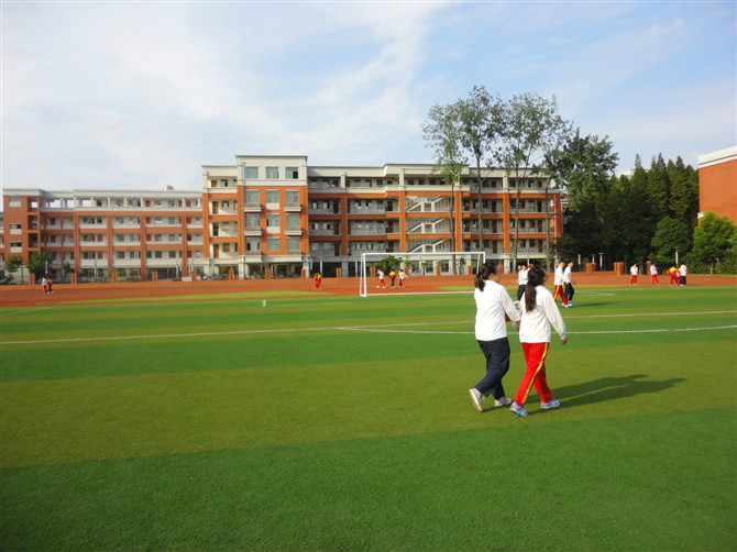  p>淮安市清河中学创建于1985年,又名 a href="#" data-lemmaid="