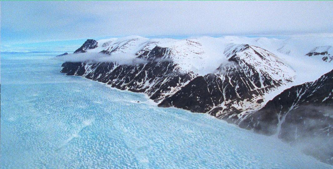  p>《白色星球》是由 a>蒂埃里·拉格贝尔 /a>,蒂埃里·皮昂塔尼达,简