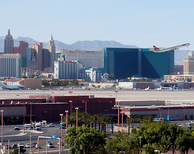  p>拉斯维加斯麦卡伦国际机场(英文全称:las vegas mccarran