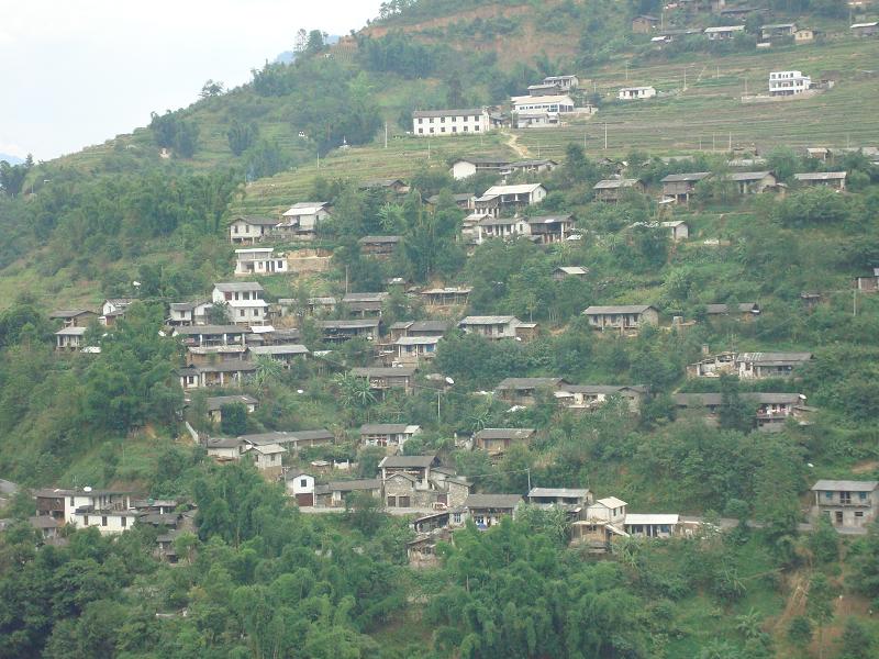  p>腊乌村隶属福贡县上帕镇,地处镇政府南边,距镇政府所在地4.