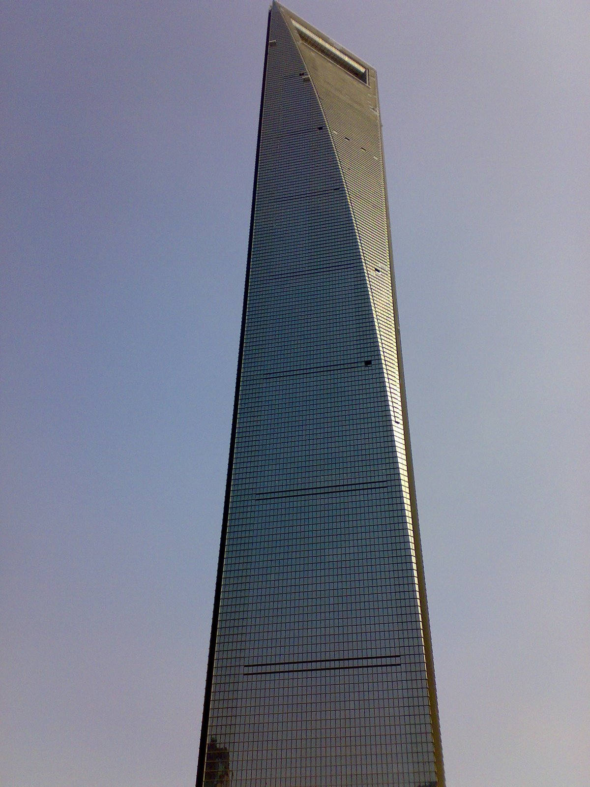  p>上海环球金融中心(shanghai world financial center),位于上海市