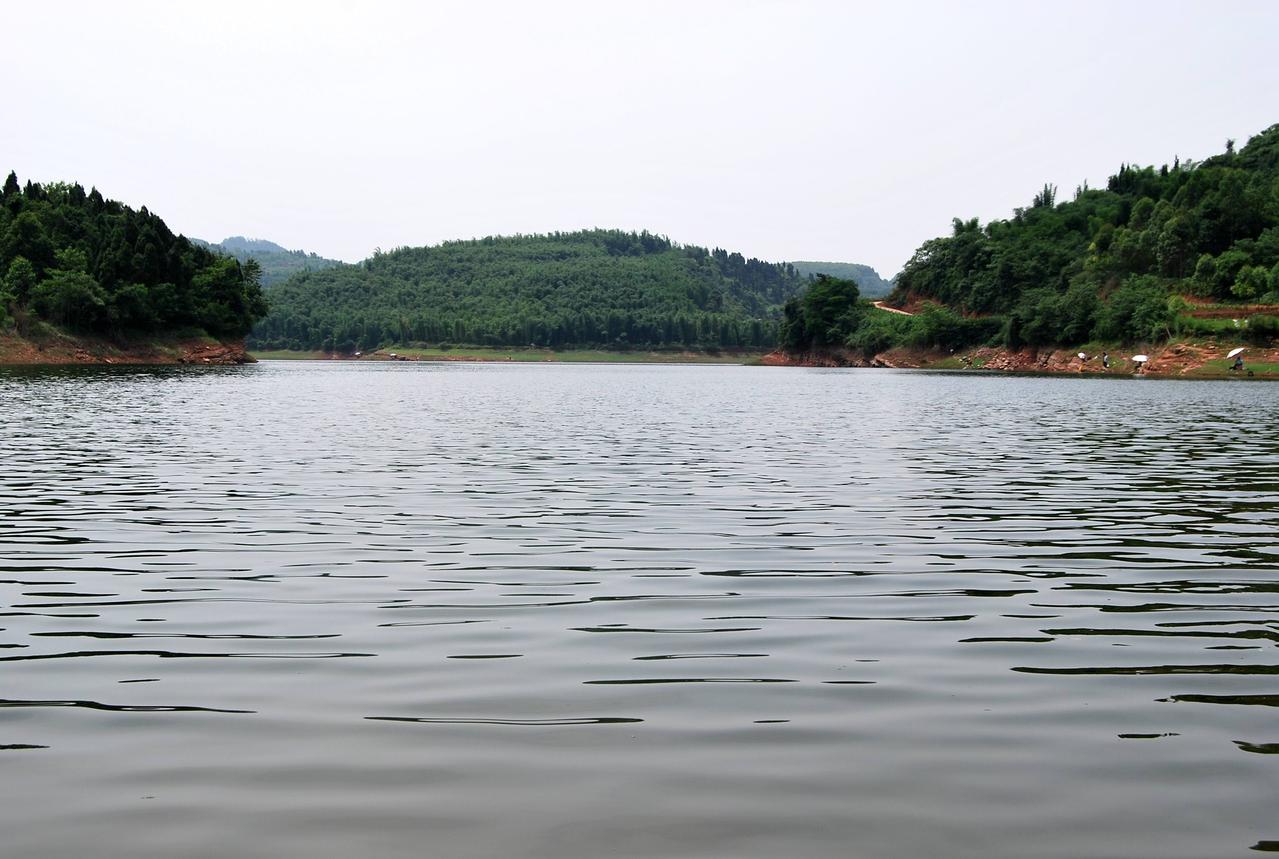  p data-id="gnwscquon3">望月湖,又名两河口水库,位于四川眉山市 a