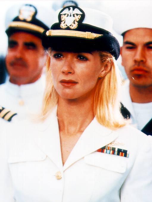  p>《潜艇总动员》是由 a target="_blank" href="/item/大卫·s·