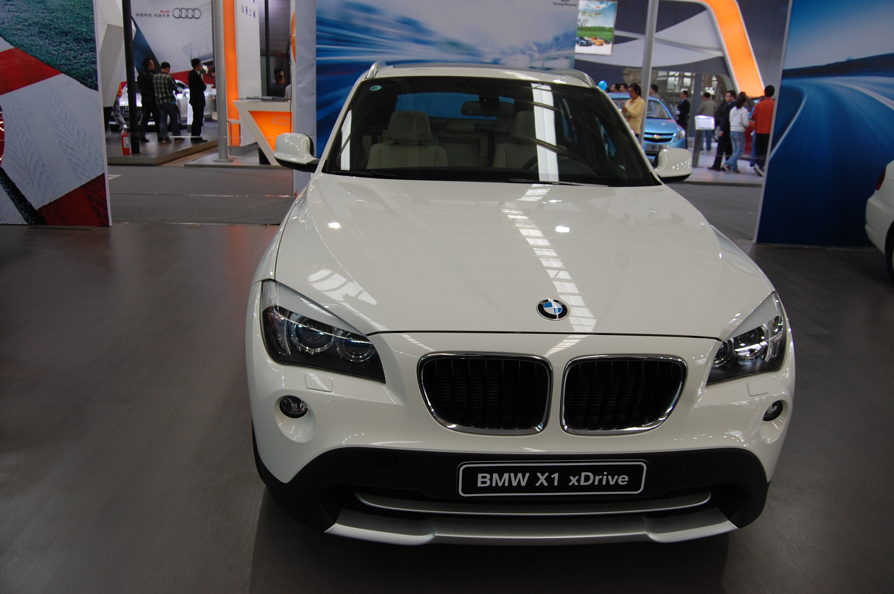 10月11日,新宝马x1正式上市,新车共4款 a target="_blank" href="