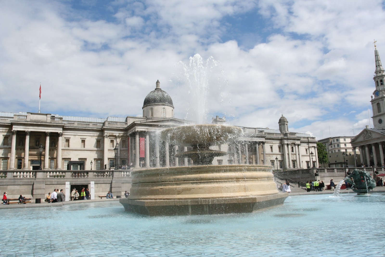 trafalgar square