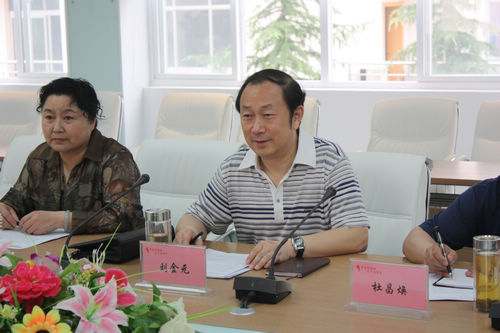 1954年3月出生,湖北 a target="_blank" href="/item/老河口/574483"