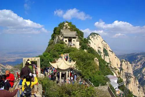  p data-id="gnwqsxz8zo">大华山风景区位于安徽省六安市金安区 a