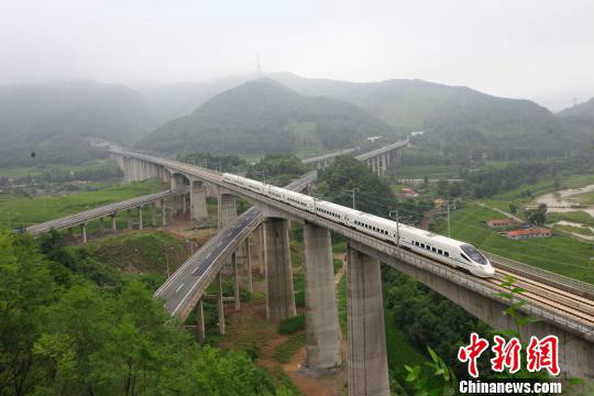  p>沈丹高速铁路 a href="#" data-lemmaid="36480"> /a> (又名 a