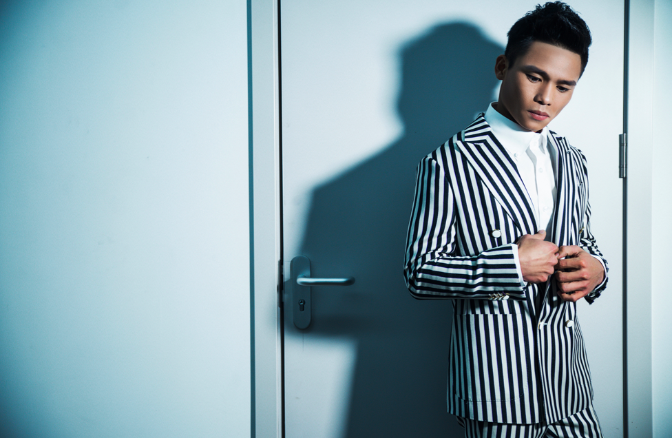  p>庄小龙,出生于福建省莆田市,原中国军方特种兵,华语影视男演员.