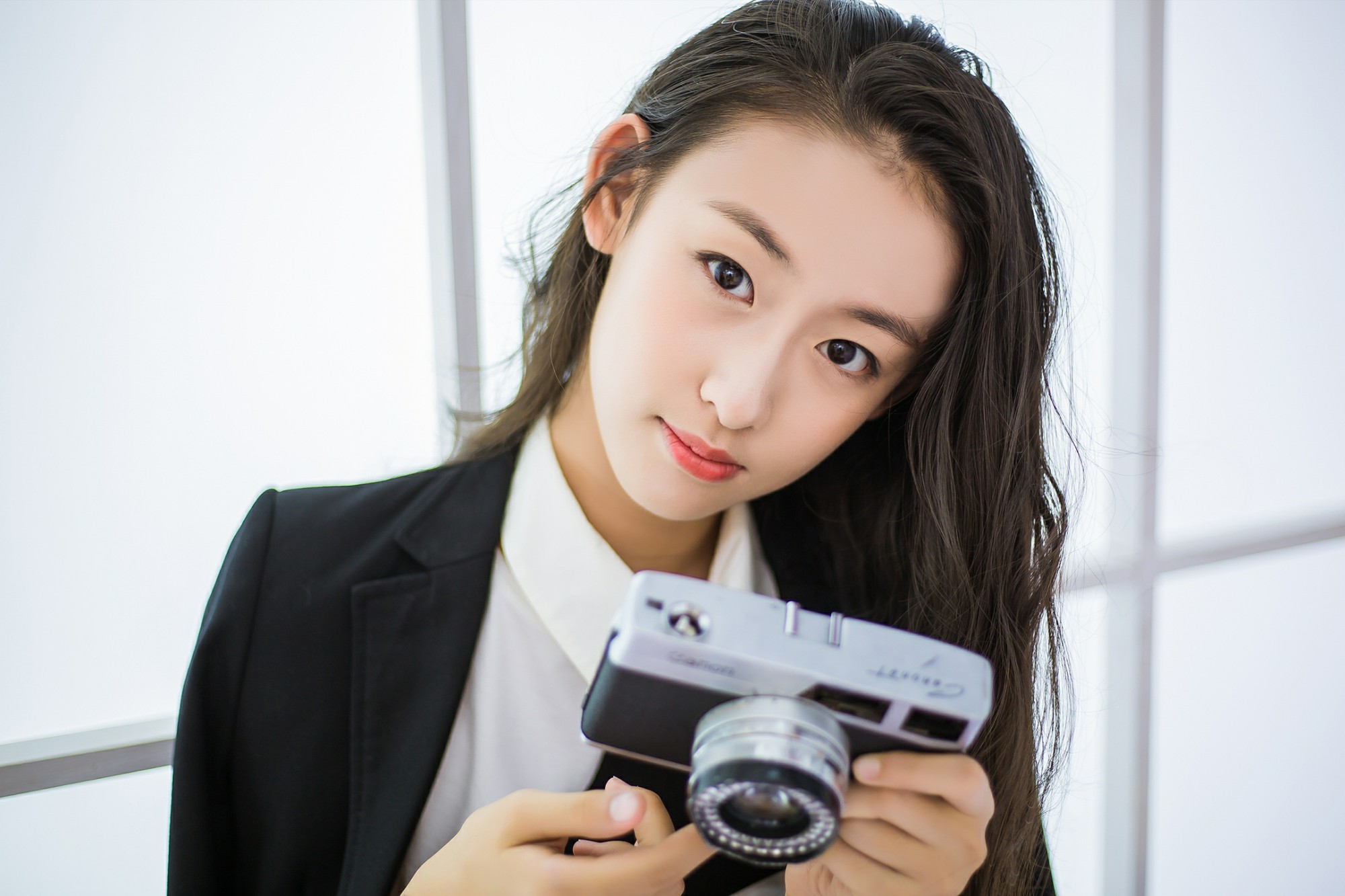  p>吴雨珏,2005年10月2日出生于上海市,中国内地