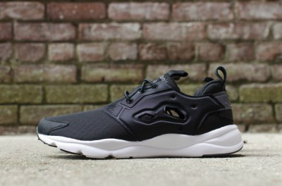 REEBOK_百度百科