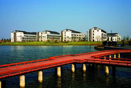  p> a href="#">苏州大学 /a>阳澄湖校区最早为1954年2月创办的上海