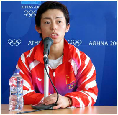  p>李卓,女,1981年12月4日出生于辽宁省铁岭市,举重运动员.