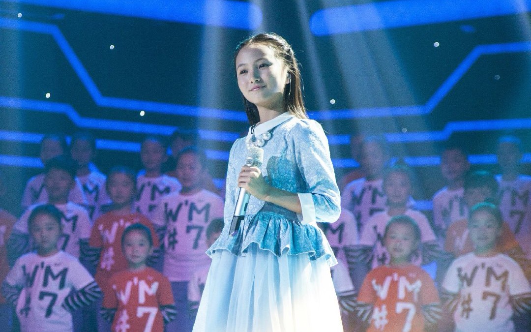 牛欣欣新年歌曲(牛欣欣新年歌曲光碟刀片)