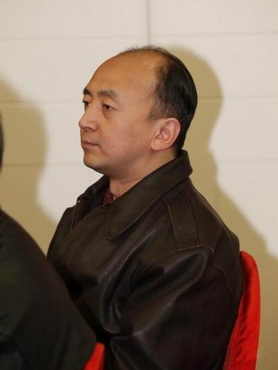 王劲松