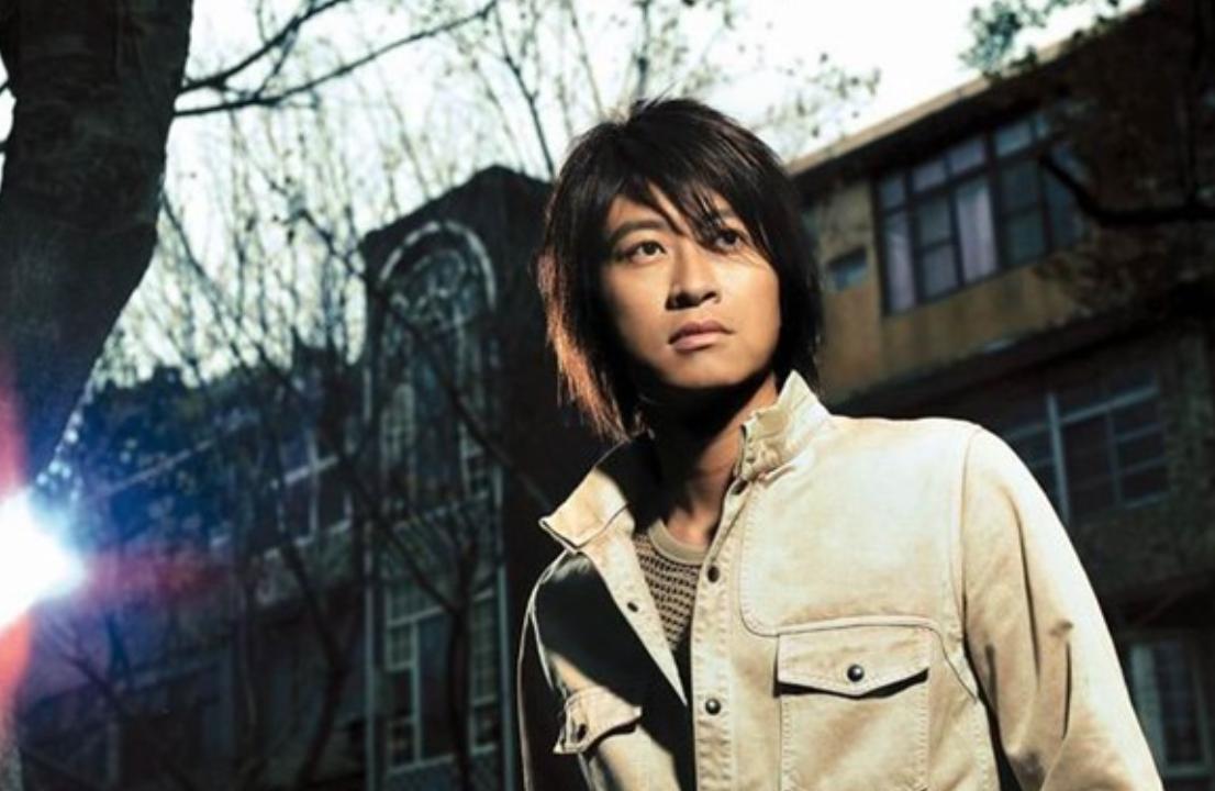  p data-id="gnatz3hs1w">《地下铁》是游鸿明于2001年8月17日发行的